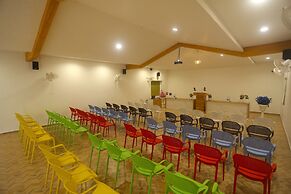 The Comfort Gir Resort