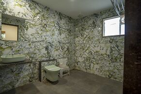 The Comfort Gir Resort