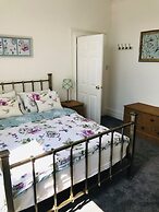 Character Town Centre ,1 Bed Flat, Boston