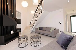 Beachfront villa Senses for 12 in Milna