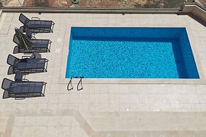 Beachfront villa Senses for 12 in Milna