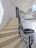 Beachfront villa Senses for 12 in Milna