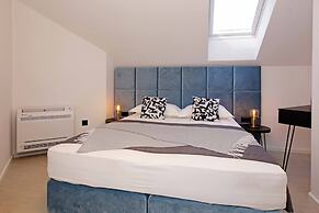 Beachfront villa Senses for 12 in Milna