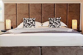 Beachfront villa Senses for 12 in Milna