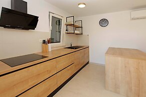 Beachfront villa Senses for 12 in Milna