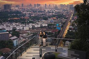 Oakwood Suites Tiwanon Bangkok