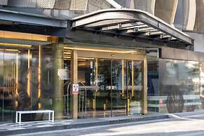 Oakwood Suites Tiwanon Bangkok