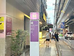 Oakwood Suites Tiwanon Bangkok