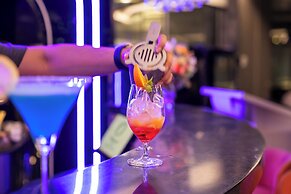 Oakwood Suites Tiwanon Bangkok