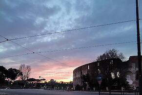 2-bed House in Rome Near Coliseum