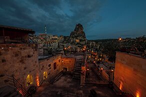 CAPP ROYAL CAVE HOTEL