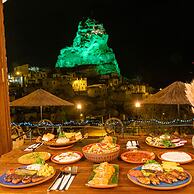 CAPP ROYAL CAVE HOTEL