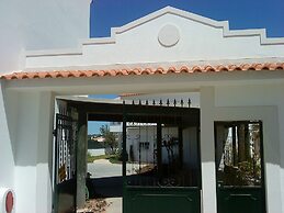 Stunning 1-bed Apartment in Olhos de Agua