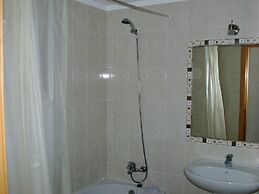 Stunning 1-bed Apartment in Olhos de Agua