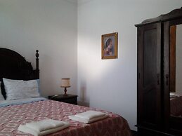 Historical 4 - Bedroom Villa in Alcobaca