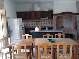 Historical 4 - Bedroom Villa in Alcobaca
