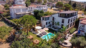 Myrodia by Etapaltınel