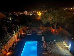 Myrodia by Etapaltınel