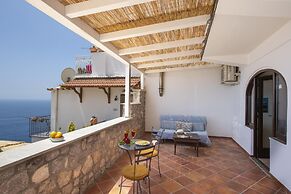 Casa Il Riccio - House With Garden and Breathtaking View