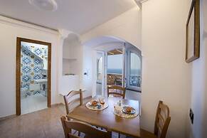 Casa Il Riccio - House With Garden and Breathtaking View