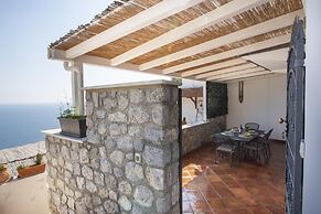 Casa Il Riccio - House With Garden and Breathtaking View