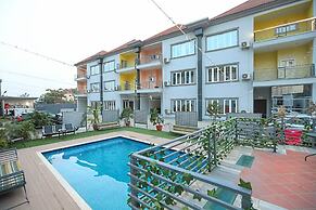 Triple 9 Apartments, Pool & Spa
