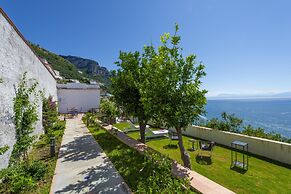 Villa Euriclea - Mediterranean Elegance in the Heart of Praiano