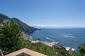 Villa Euriclea - Mediterranean Elegance in the Heart of Praiano