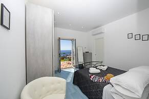 Villa Euriclea - Mediterranean Elegance in the Heart of Praiano