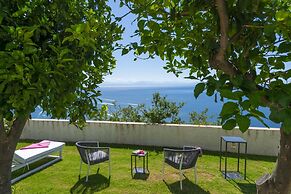 Villa Euriclea - Mediterranean Elegance in the Heart of Praiano