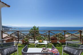 Villa Euriclea - Mediterranean Elegance in the Heart of Praiano