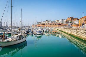 Beautiful Apartment on Ramsgate Sea-front