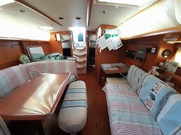 Captivating 2-bed Villa in Forio - Enjoy a Yacht