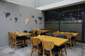 The Pearl Airport Hotel