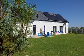 Holiday House Przystan Baltic by Renters