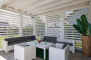 Holiday House Przystan Baltic by Renters