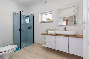 Holiday House Przystan Baltic by Renters