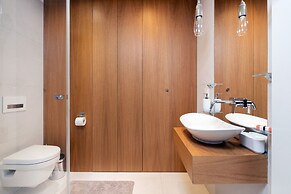 Apartment Sea Towers Gdynia by Renters