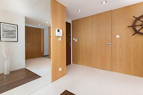 Apartment Sea Towers Gdynia by Renters