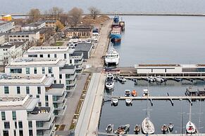 Apartment Sea Towers Gdynia by Renters
