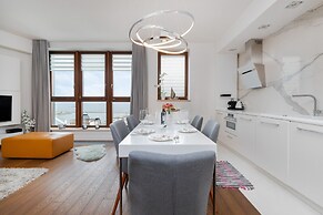 Apartment Sea Towers Gdynia by Renters