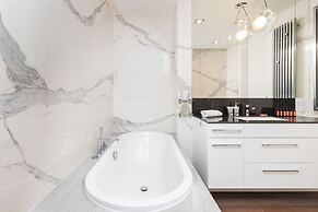 Apartment Sea Towers Gdynia by Renters