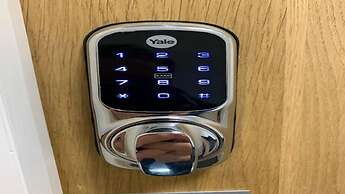 South Quay Apartment - 2 Bedrooms - 2 Bathrooms