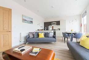 South Quay Penthouse - 2 bed