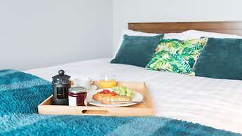 Stunning Beach House On the Beach