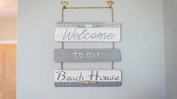 Stunning Beach House On the Beach