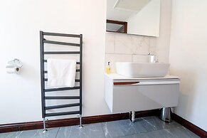 Burgess Beach House a Comfortable 4 bed House