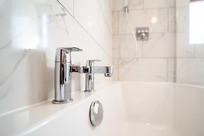 Burgess Beach House a Comfortable 4 bed House