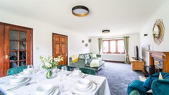 Burgess Beach House a Comfortable 4 bed House