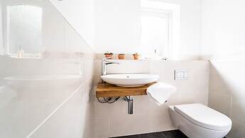 Burgess Beach House a Comfortable 4 bed House